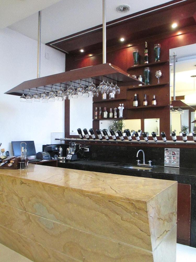 Hotel Platinum Suite Богота Экстерьер фото