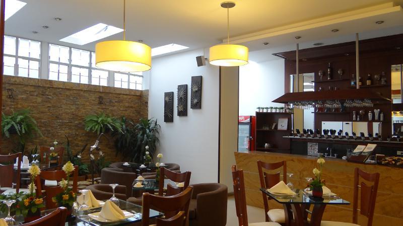 Hotel Platinum Suite Богота Экстерьер фото